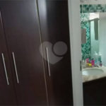 Casa à venda com 3 quartos, sendo 1 suíte, no condomínio Jardim das Palmas, São Paulo - SP