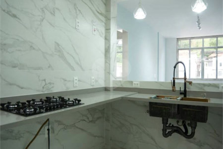 Apartamento à venda com 2 quartos no Centro, Rio de Janeiro, RJ