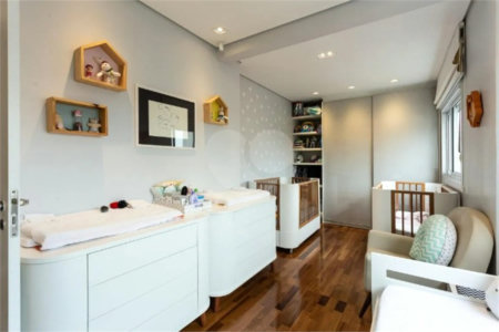 Apartamento à venda com 3 suítes em Vila Olímpia, São Paulo, SP