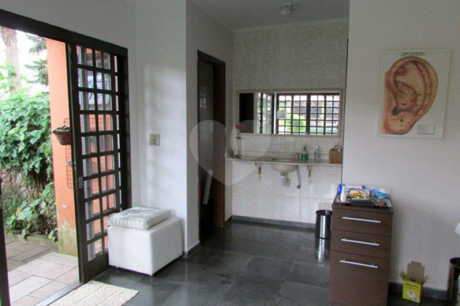 Casa Térrea à venda com 3 quartos, sendo 1 suíte,  no condomínio Travessa Nicolas Jancu,52, São Paulo - SP