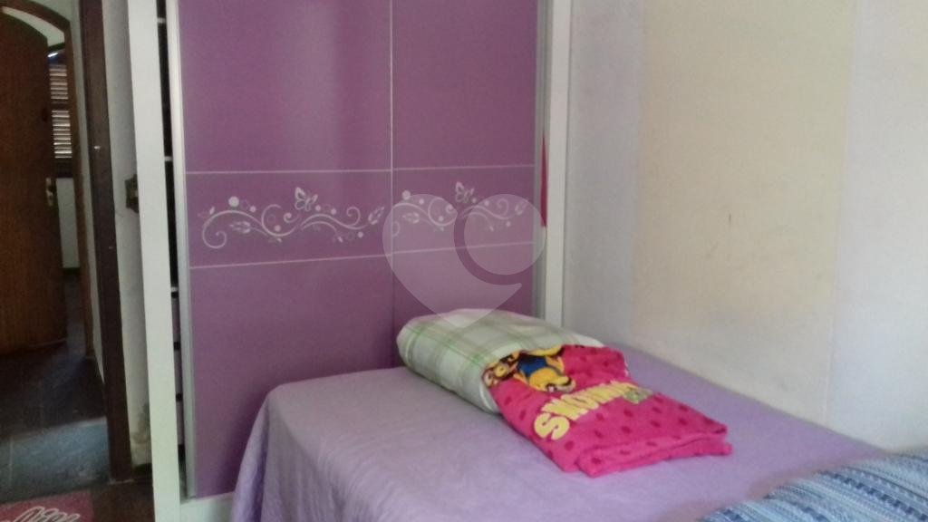 Sobrado à venda com 4 quartos, sendo 2 suítes, em City Recanto Anastácio, São Paulo, SP