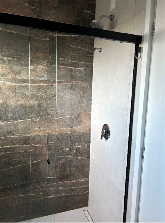 Casa à venda com 3 quartos, sendo 1 suíte, no condomínio Lagos D Icaraí, Salto - SP