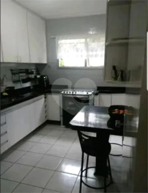 Apartamento à venda com 3 quartos, sendo 1 suíte,  em Jardim Topázio, São José dos Campos, SP