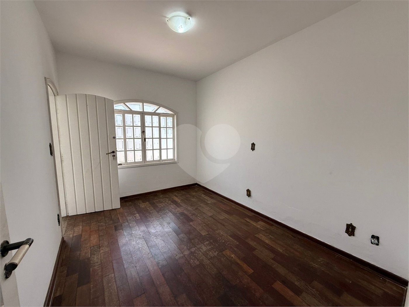 Casa à venda com 2 quartos em Jardim Itália, Itapetininga, SP