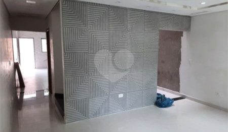 Sobrado à venda com 3 quartos em Itaquera, São Paulo, SP
