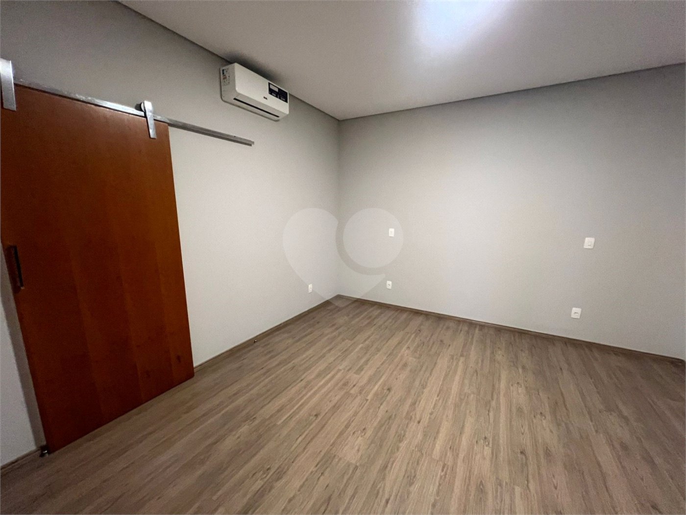 Casa à venda com 3 suítes no condomínio Alphaville Nova Esplanada, Votorantim - SP