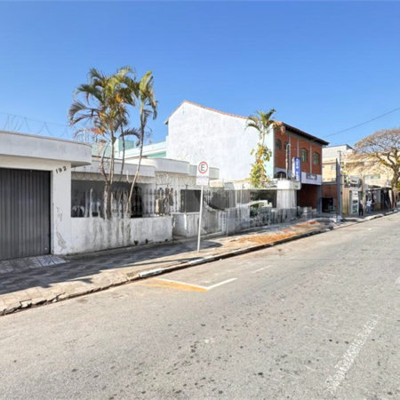Casa para alugar com 5 quartos, sendo 2 suítes, no Centro, Suzano, SP