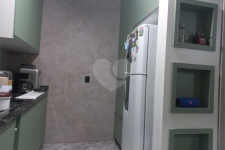 Sobrado à venda com 3 quartos, sendo 1 suíte,  em Villa Di Cesar, Mogi das Cruzes, SP