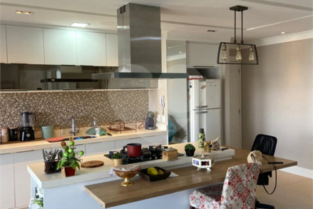 Apartamento à venda com 2 quartos, sendo 1 suíte, em Campestre, Santo André, SP