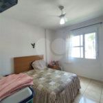 Apartamento à venda com 2 quartos, sendo 1 suíte, em Campo Aviação, Praia Grande, SP