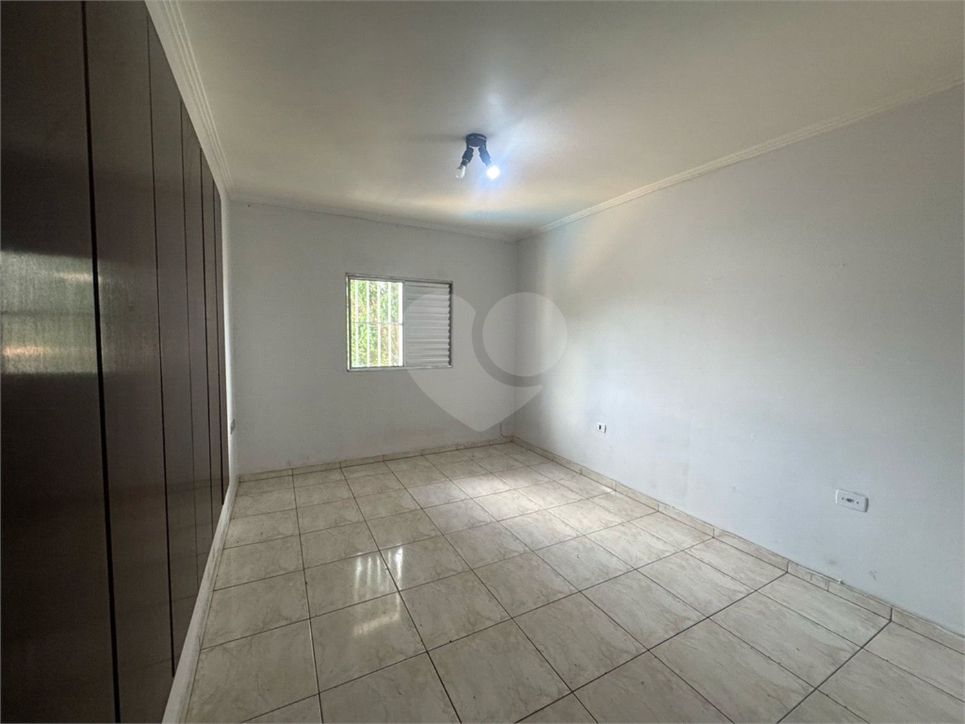 Casa à venda com 4 quartos, sendo 2 suítes, em Jardim Bela Vista, Guarulhos, SP