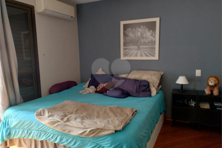 Apartamento à venda com 4 quartos, sendo 1 suíte,  em Brooklin Paulista, São Paulo, SP