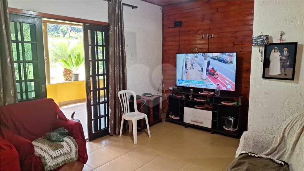 Chácara à venda com 4 quartos, sendo 1 suíte, em Taiaçupeba, Mogi das Cruzes, SP