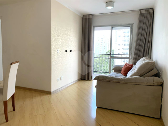 Apartamento à venda com 2 quartos em Jardim Íris, São Paulo, SP