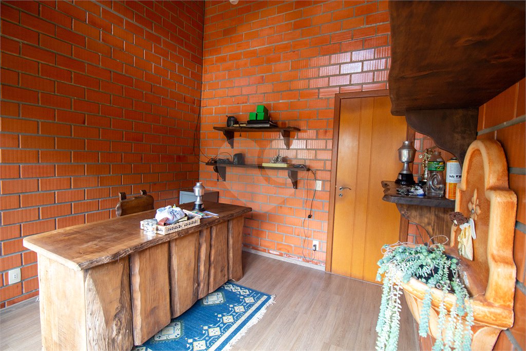 Chácara à venda com 4 quartos, sendo 2 suítes, em Jardim Oriental, Mairinque, SP