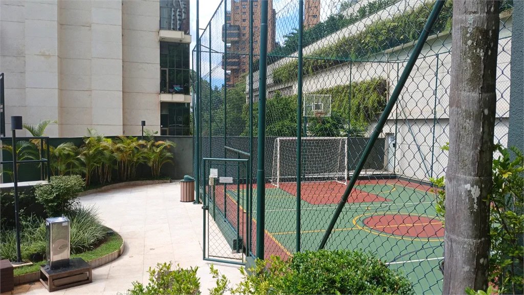 Apartamento à venda com 3 suítes em Jardim Fonte do Morumbi, São Paulo, SP