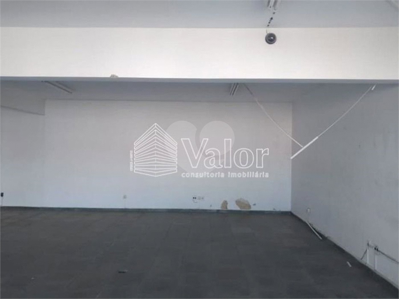 Sala comercial com 90 m² de área total no Jardim São Carlos