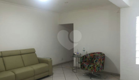 Casa à venda com 3 quartos, sendo 1 suíte,  em Santana, São Paulo, SP