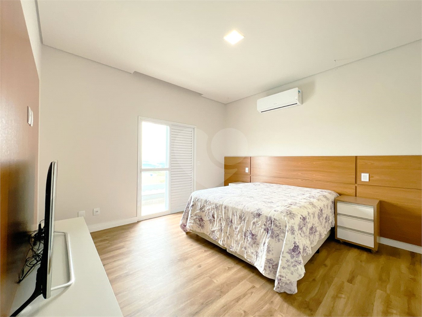 Casa à venda com 4 suítes no condomínio Alpes de Vinhedo, Vinhedo - SP
