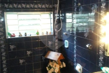 Sobrado à venda com 3 quartos, sendo 1 suíte, em Jardim Itacolomi, São Paulo, SP