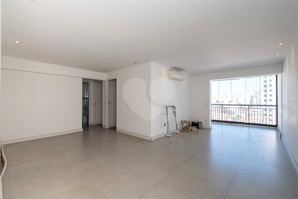 Apartamento à venda com 3 quartos, sendo 1 suíte,  em Alto da Mooca, São Paulo, SP