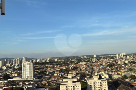 Apartamento à venda com 2 quartos, sendo 1 suíte, no Centro, Mogi das Cruzes, SP