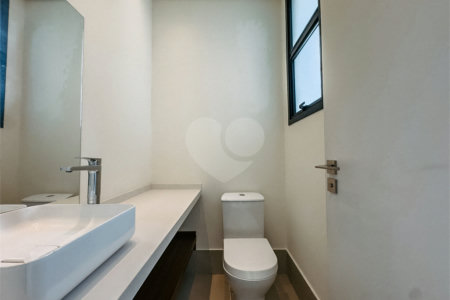 Casa à venda com 4 suítes no condomínio Villa dos Pinheiros, Indaiatuba - SP