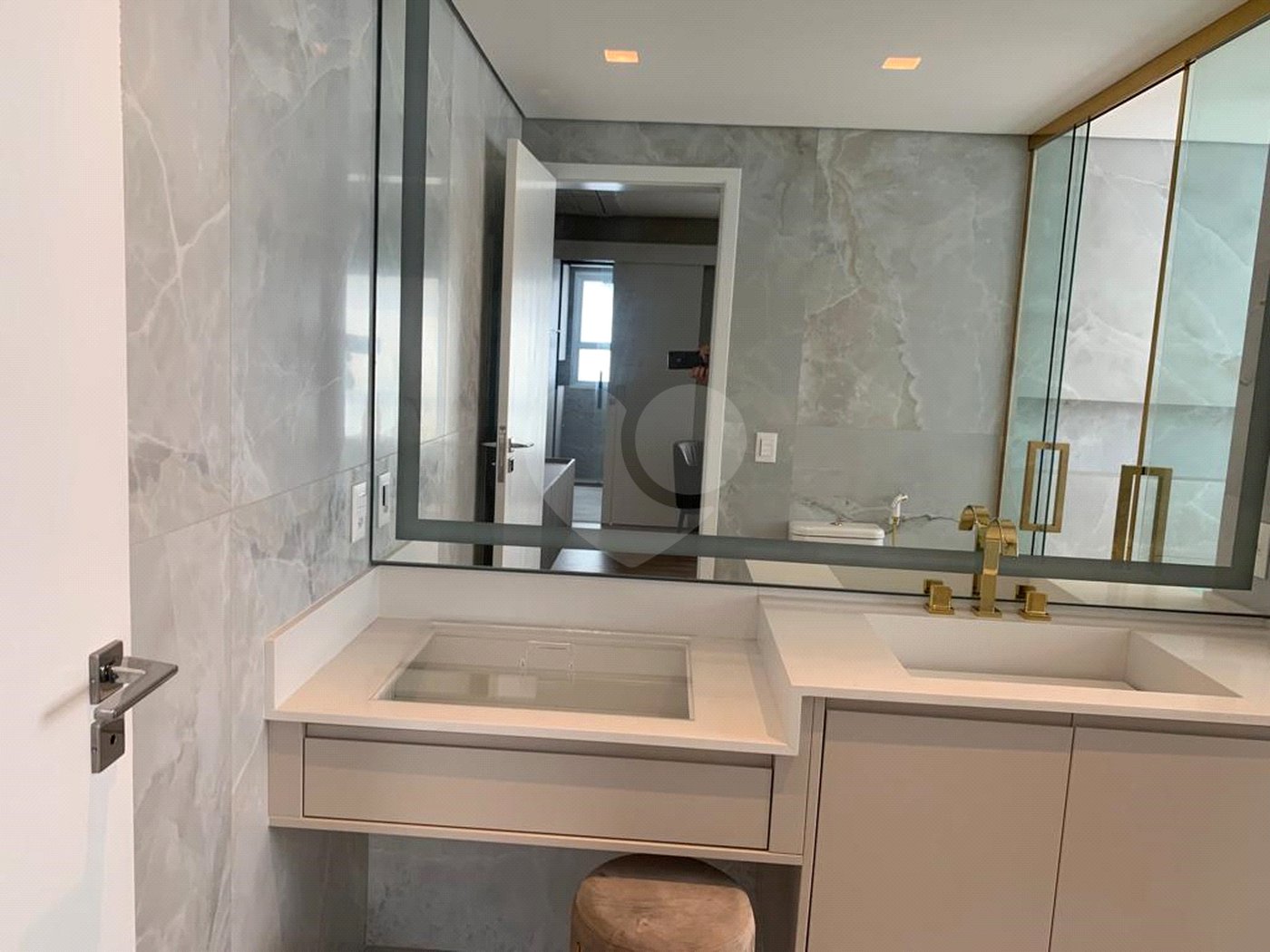 Apartamento à venda com 3 suítes em Indianópolis, São Paulo, SP