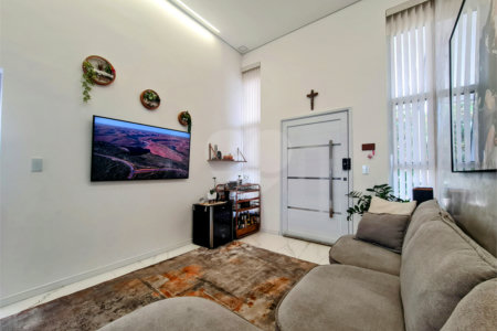 Casa à venda com 3 quartos, sendo 1 suíte, no condomínio Horto Florestal Iii, Sorocaba - SP