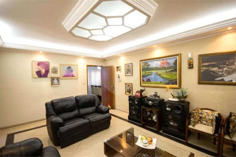Casa à venda com 5 quartos, sendo 4 suítes,  em Vila Maria, São Paulo, SP