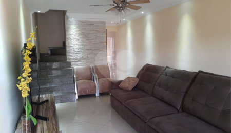 Casa à venda com 2 quartos no condomínio Vila Dionisia, São Paulo - SP