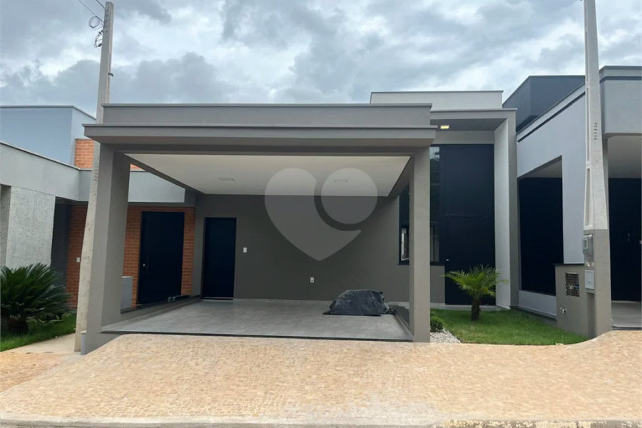 Casa à venda no Condomínio Residencial Ágape, no bairro Campestre, em Piracicaba/SP.