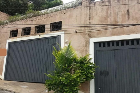 Casa à venda com 3 quartos, sendo 1 suíte, em Jardim São Bento, São Paulo, SP