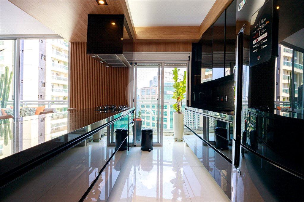 Apartamento à venda com 3 suítes em Brooklin, São Paulo, SP
