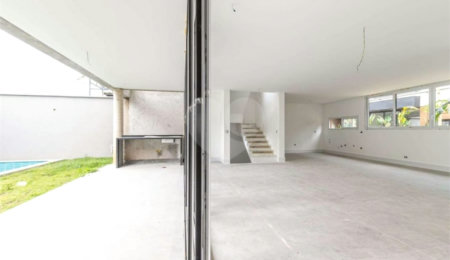 Casa à venda com 4 suítes no condomínio Venezia, São Paulo - SP