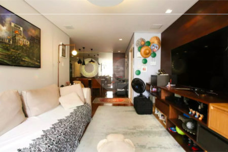 Apartamento à venda com 3 quartos, sendo 1 suíte, em Itaim Bibi, São Paulo, SP