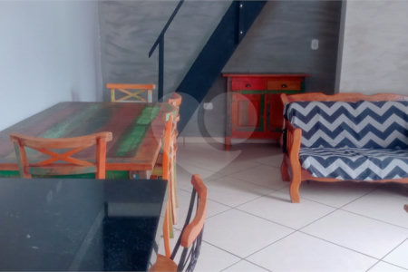 Casa à venda com 2 quartos, sendo 1 suíte,  em Capela, Vinhedo, SP