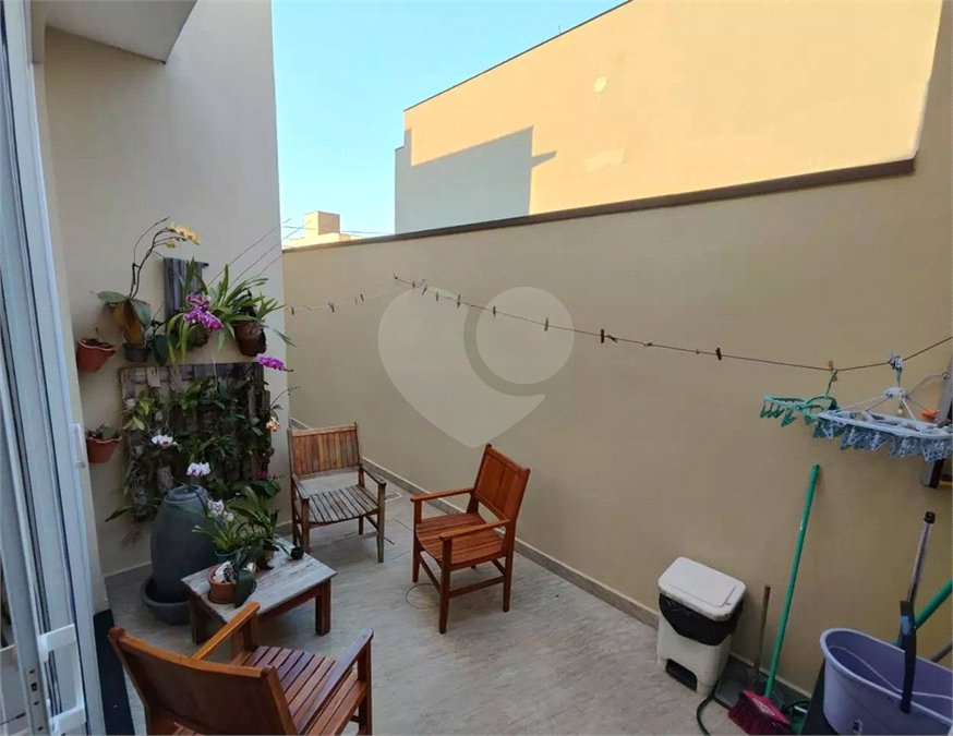 Casa à venda com 2 suítes no condomínio Parque Imperial, Salto - SP