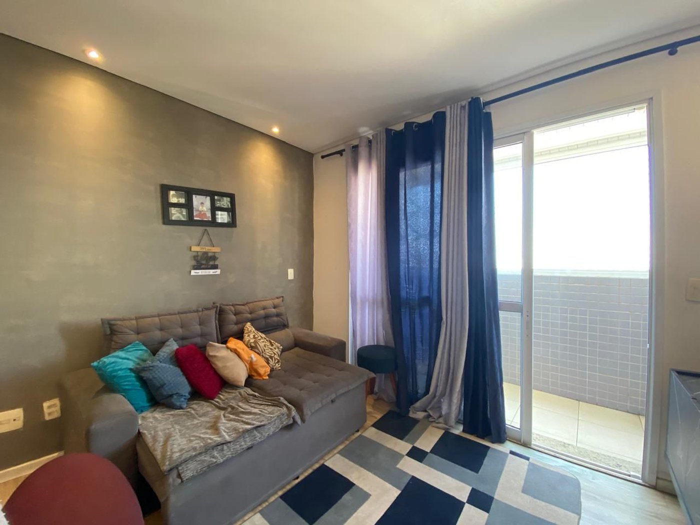 Apartamento com 2 dormitórios à venda, 89 m² por R$ 1.010.000,00 - Gonzaga - Santos/SP