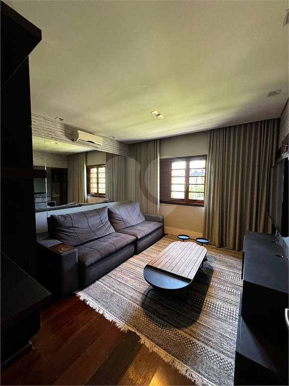 Casa à venda ou para alugar com 4 suítes no condomínio Lago Azul Residencial e Golfe, Araçoiaba da Serra - SP