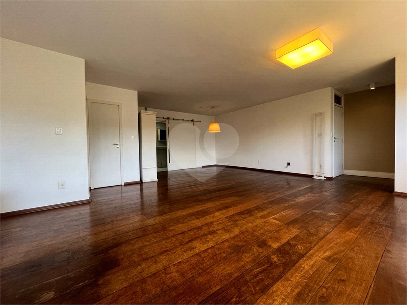 Apartamento à venda com 3 quartos, sendo 1 suíte, em Tremembé, São Paulo, SP