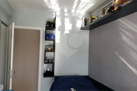 Apartamento à venda com 3 suítes em Vila Alexandria, São Paulo, SP