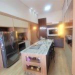 Casa à venda com 4 suítes no condomínio Sta Morriz, Campinas - SP