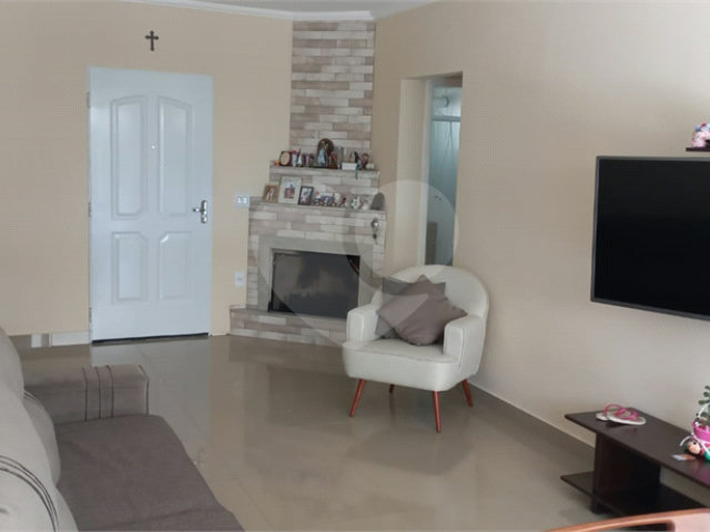 Casa à venda com 3 quartos, sendo 1 suíte,  no condomínio Sausalito, Mairiporã - SP