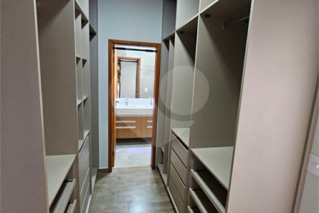Casa à venda com 3 quartos, sendo 1 suíte,  no condomínio Mantova, Indaiatuba - SP