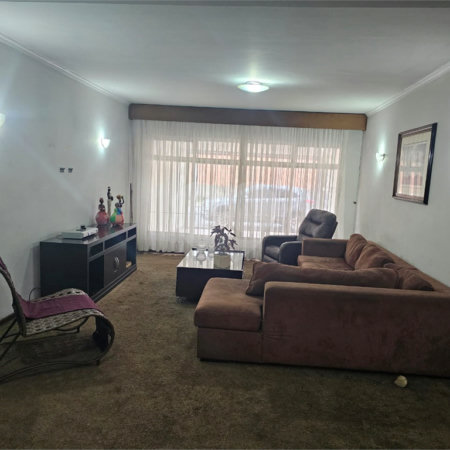 Casa à venda com 3 quartos, sendo 1 suíte,  em Jabaquara, São Paulo, SP