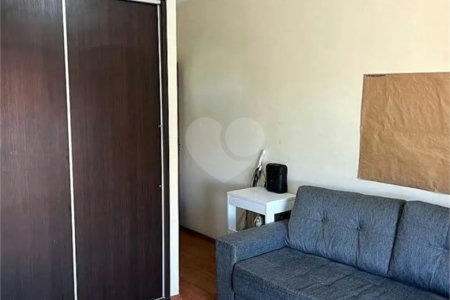 Sobrado à venda com 3 quartos, sendo 1 suíte,  em Parque Ipê, São Paulo, SP