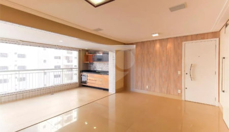 Apartamento à venda com 3 quartos, sendo 1 suíte,  em Mooca, São Paulo, SP