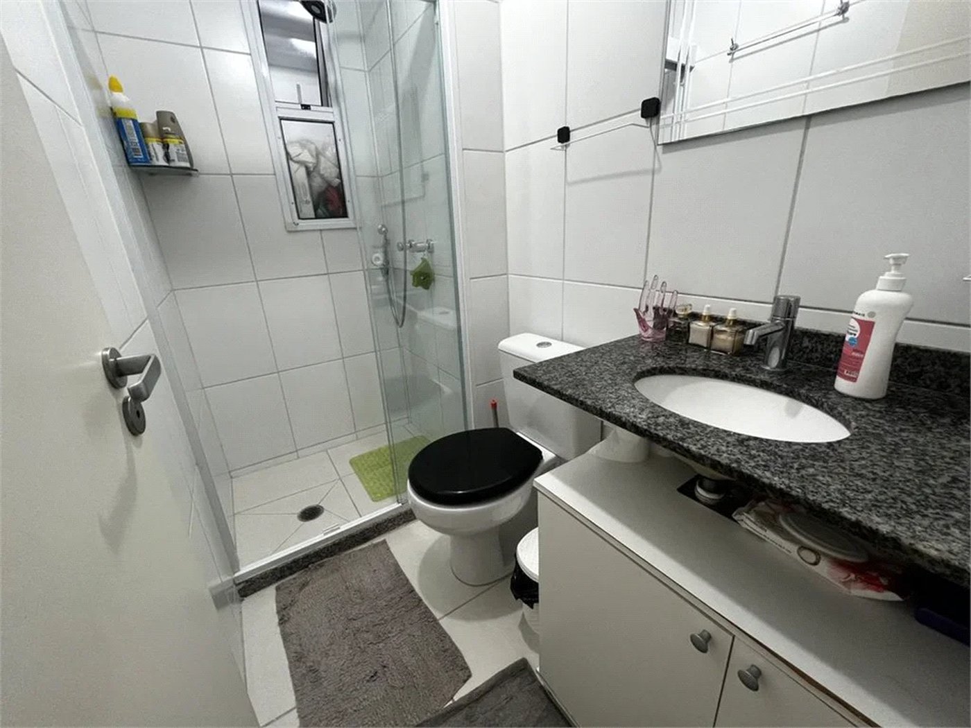 Apartamento à venda com 2 quartos, sendo 1 suíte,  em Vila Praia, São Paulo, SP