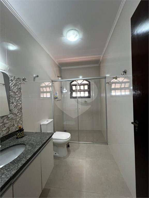 Sobrado à venda com 3 quartos, sendo 2 suítes,  em Alto Ipiranga, Mogi das Cruzes, SP